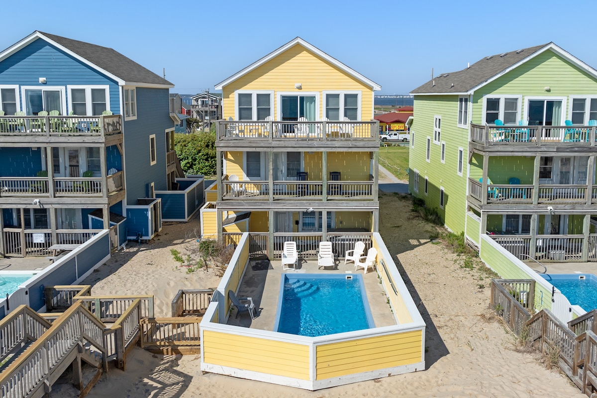 Soleil: Oceanfront, Pool, Hot Tub, Dogs OK