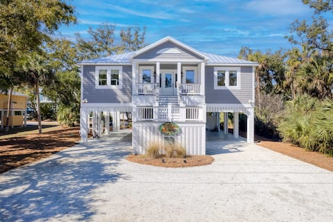 Jungle House/ Pet Friendly/ Luxury New Edisto Home