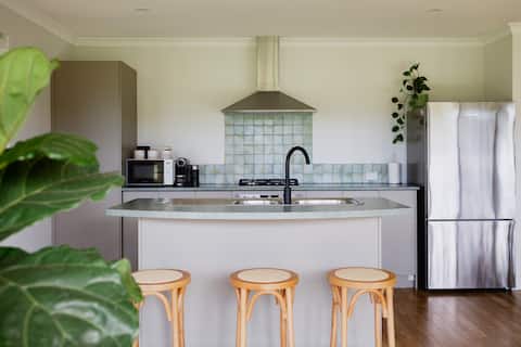 Top Airbnb: Djilba Cottage at Windance in Yallingup