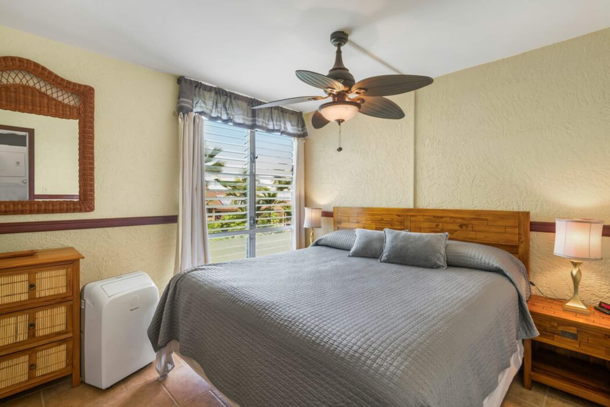 Condo in Kailua-Kona · ★4.85 · 1 bedroom · 2 beds · 1 bath - Image 3