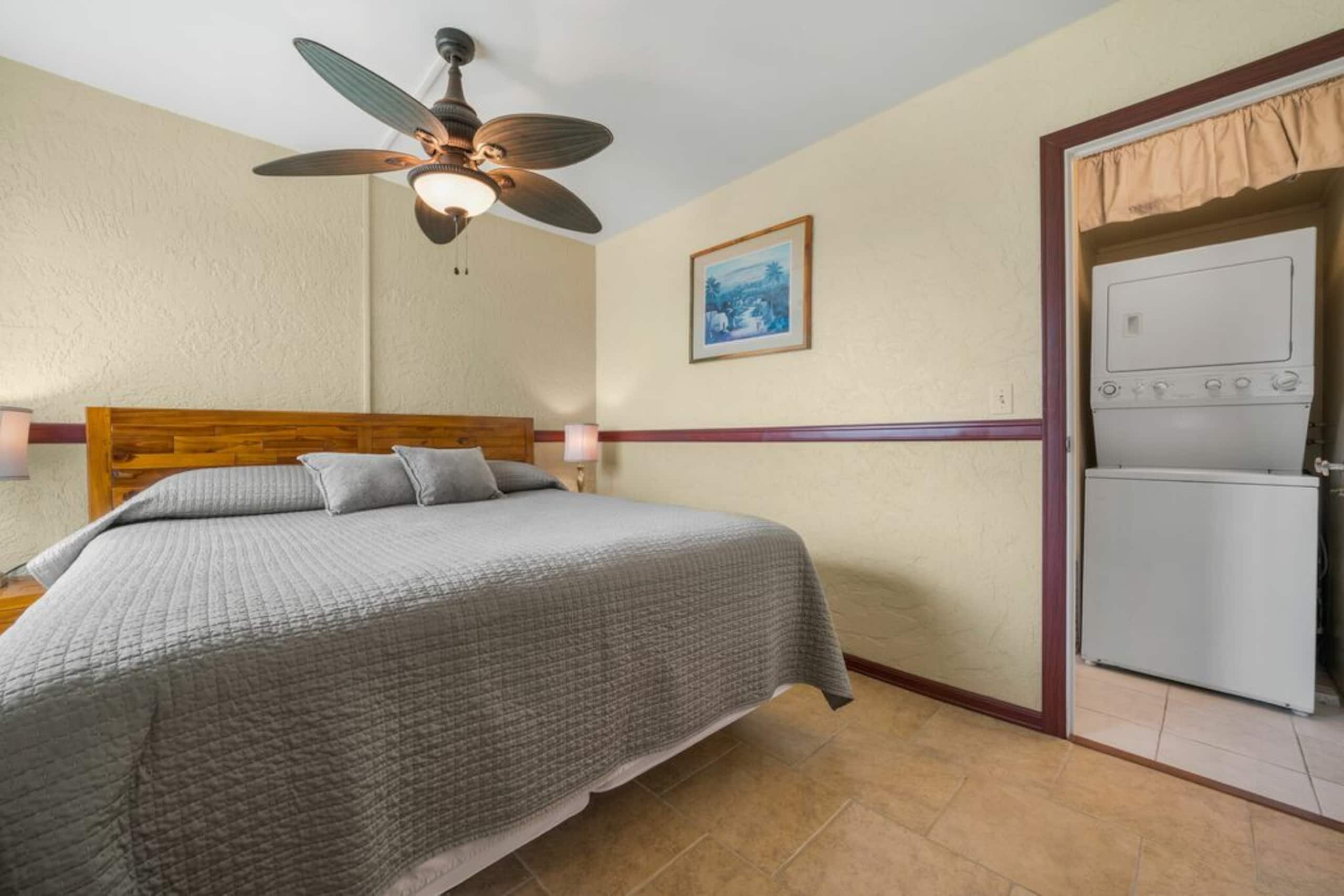 Condo in Kailua-Kona · ★4.85 · 1 bedroom · 2 beds · 1 bath - Image 14