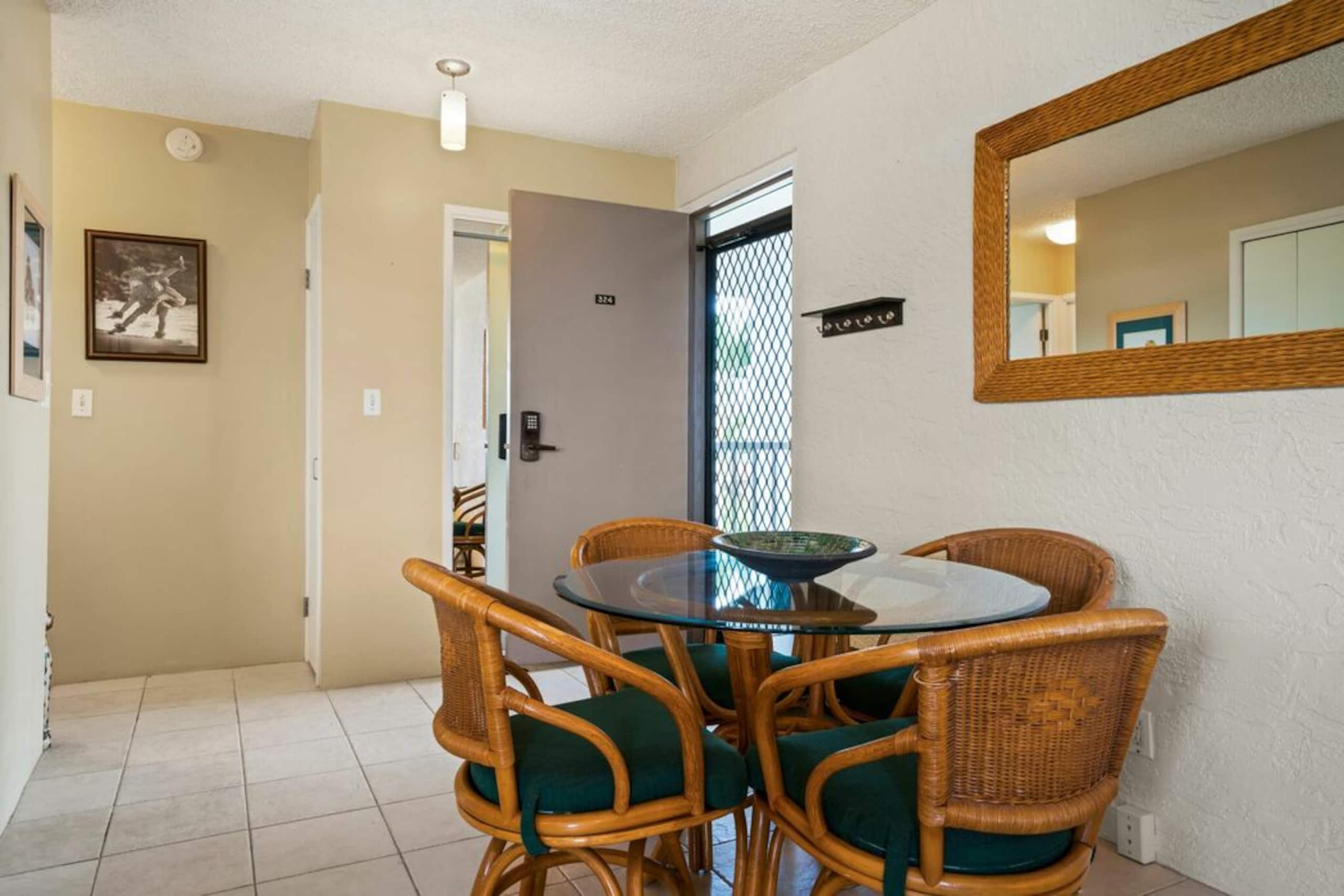 Condo in Kailua-Kona · ★4.85 · 1 bedroom · 2 beds · 1 bath - Image 12