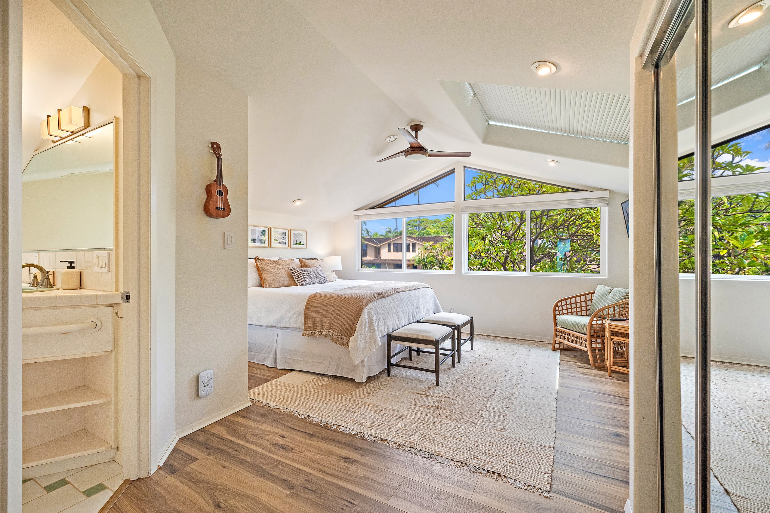 Townhouse in Lahaina · ★4.89 · 4 bedrooms · 5 beds · 4 baths - Image 31