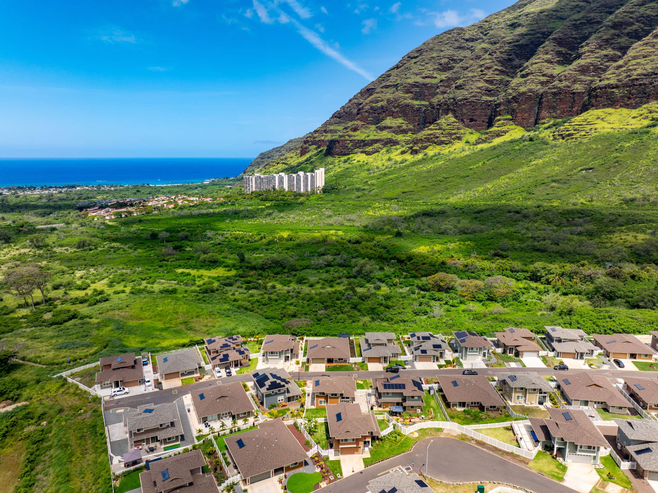 Home in Waianae · ★4.84 · 3 bedrooms · 4 beds · 2.5 private baths - Image 52