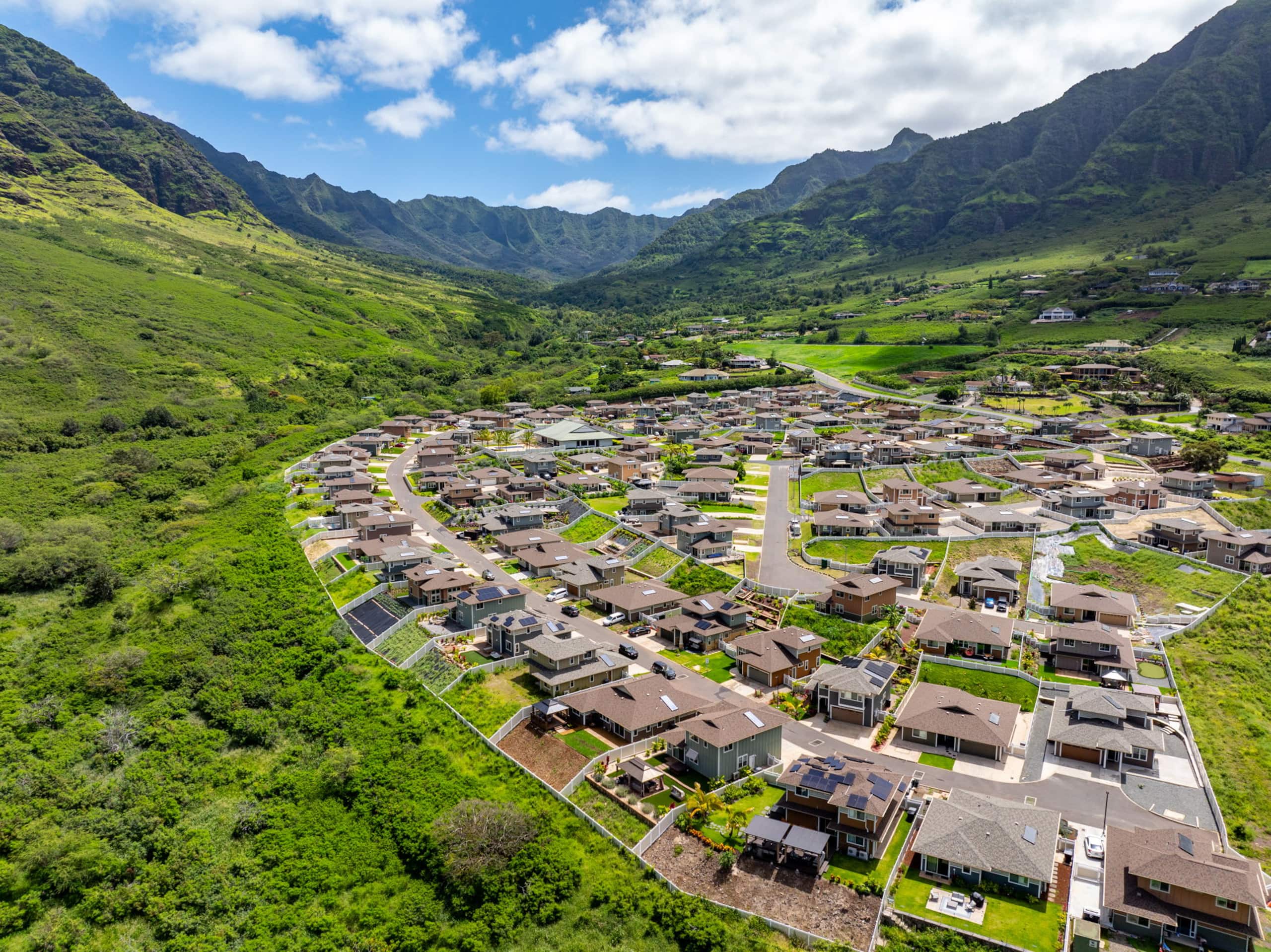 Home in Waianae · ★4.84 · 3 bedrooms · 4 beds · 2.5 private baths - Image 55