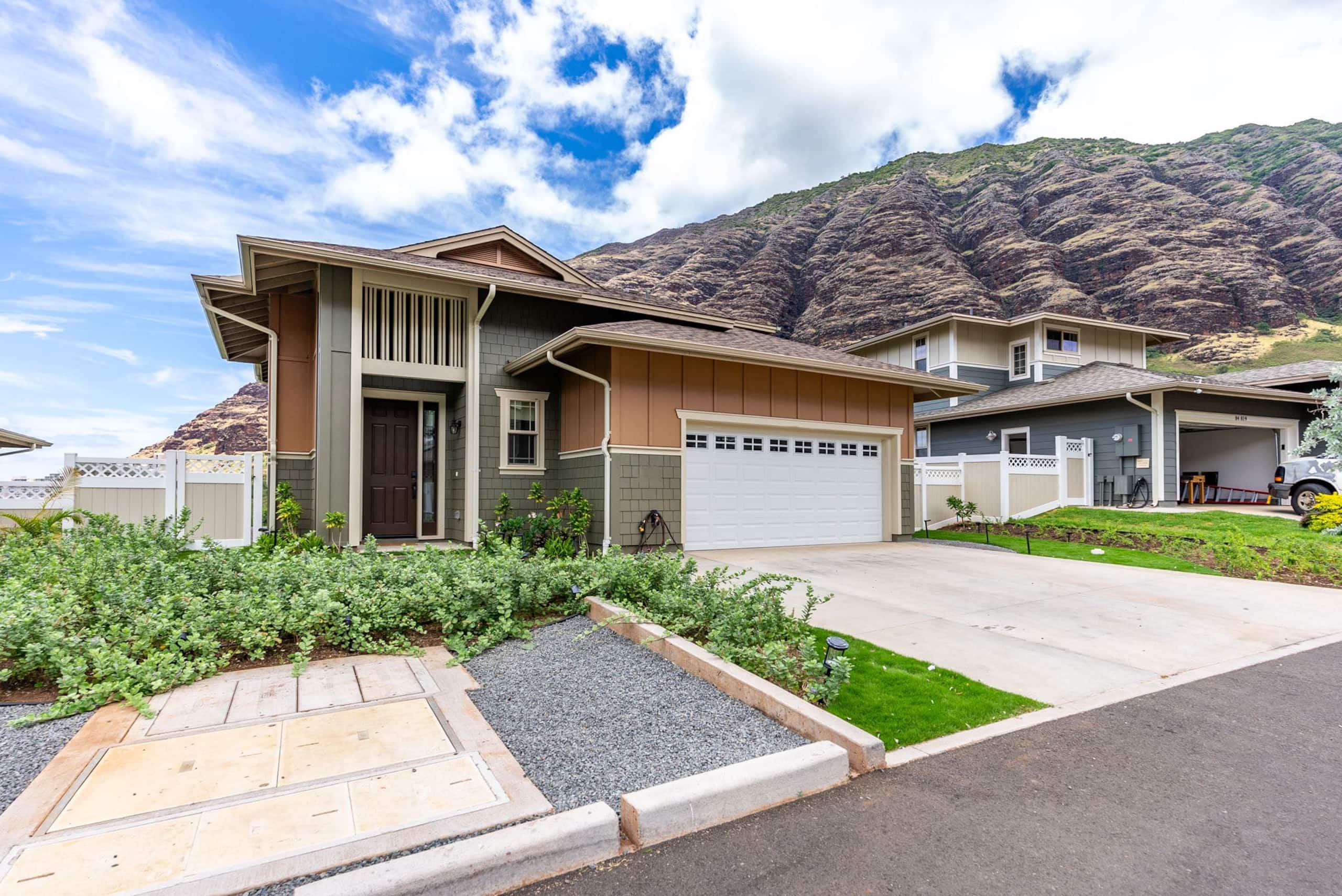 Home in Waianae · ★4.84 · 3 bedrooms · 4 beds · 2.5 private baths - Image 46