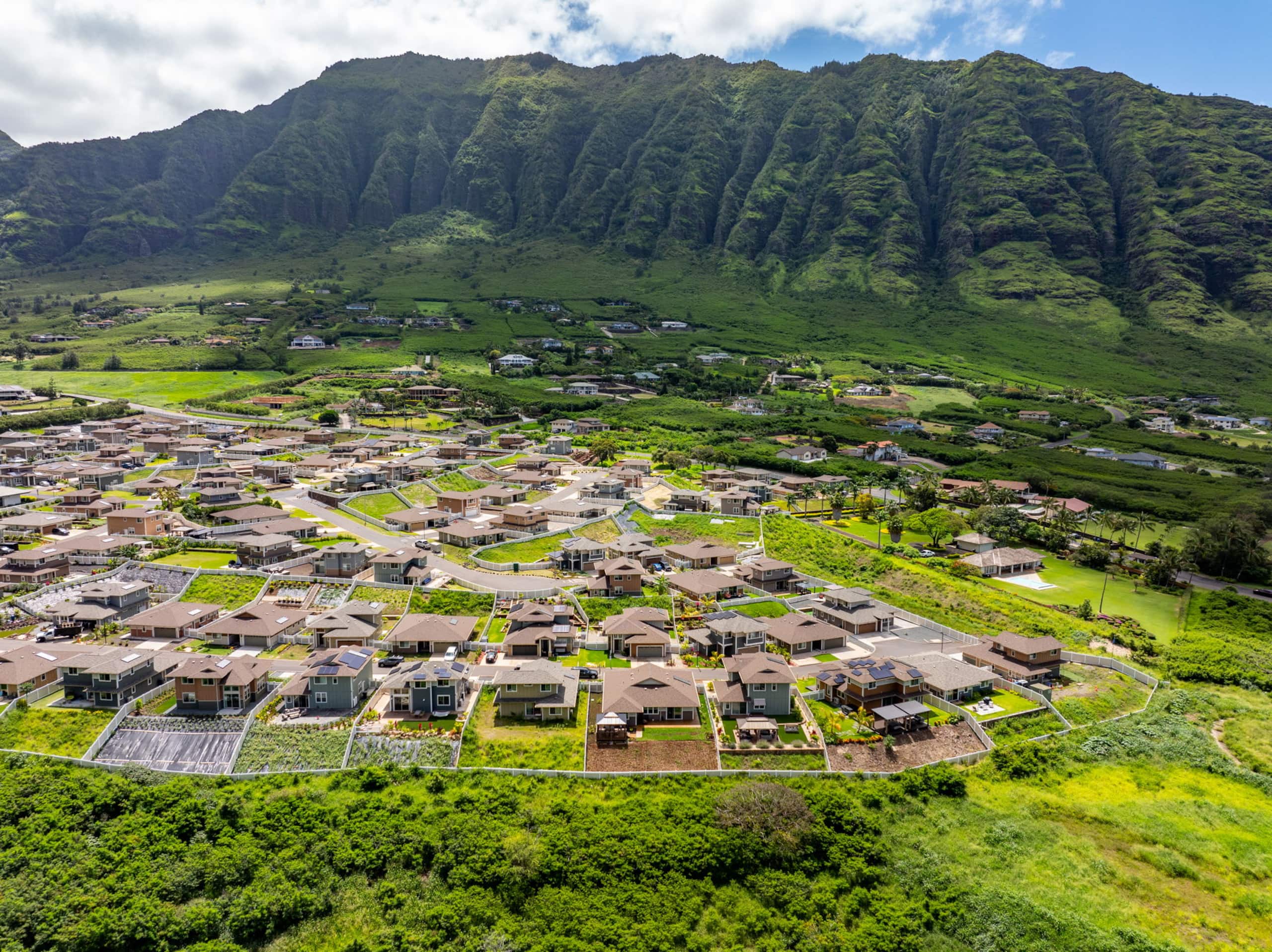 Home in Waianae · ★4.84 · 3 bedrooms · 4 beds · 2.5 private baths - Image 53