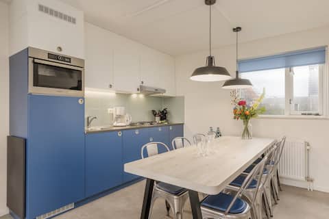 Successful Airbnb property: Cottage for 8 people in Oud Noord