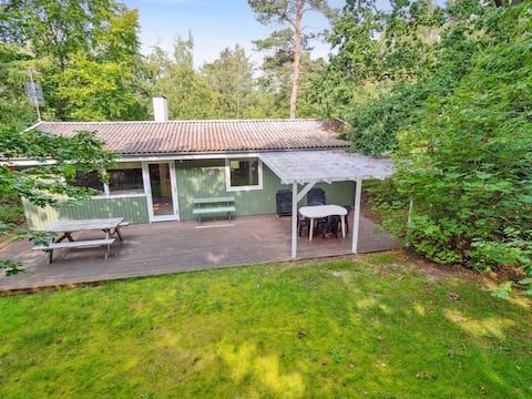 "Joske" - 250m from the sea by Interhome