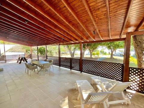 Dream Beachfront Bungalow