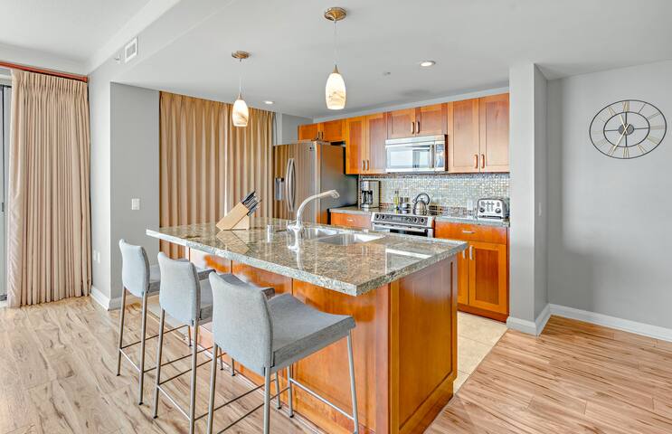 Maui Resort Rentals: Honua Kai Hokulani 415 gallery image 5