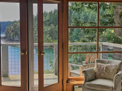 Grindstone Harbor House: Luxury Estate