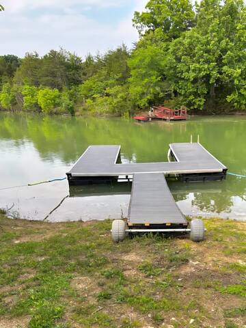 Mountain Lake Getaways managed Airbnb listing 3