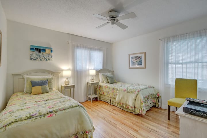 3号卧室为双床客房。