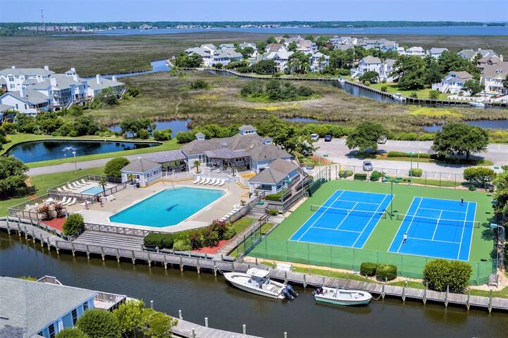 Pirate’s Cove Realty managed Airbnb listing 1