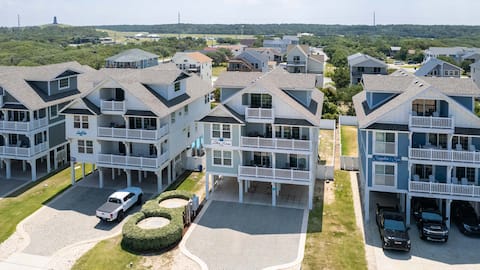 Lotus House 7 Bedroom Home w/ Private Heated Pool!