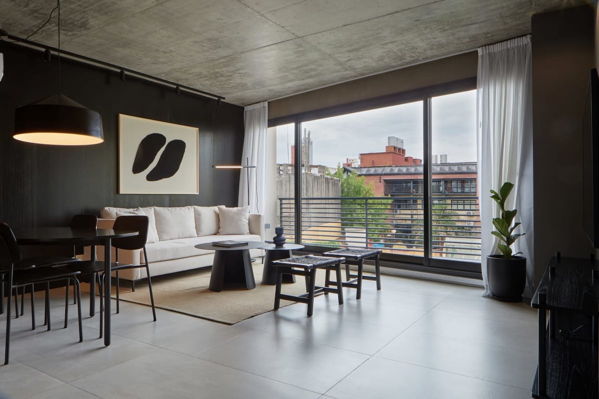 Apartamento duplex de 1 quarto com terraço privativo no mezanino em Palermo