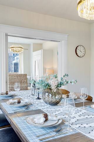 Vintage Meets Modern! Spacious Capitol Hill Single gallery image 5