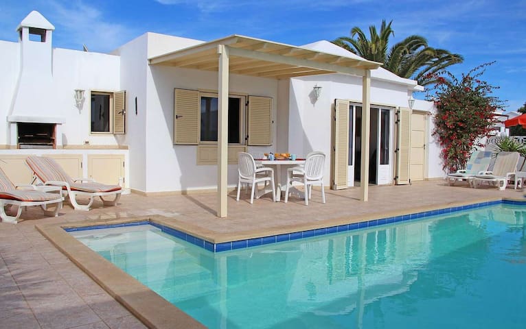 VillasPlayaBlanca managed Airbnb listing 3