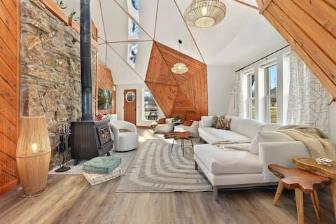 The Dome Home - 1/2 mi to Beaver Lake - Geodesic