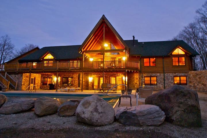 Indiana Ranch The Lodge on Montgomery Creek Ranch - Houses for Rent in Knightstown ...
