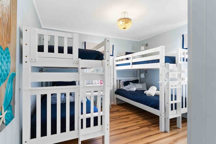 Twin Bunks - Room #4