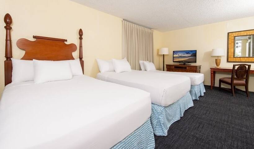 Enjoy, Swim & Stroll! 3 Relaxing Units, Pool gallery image 2