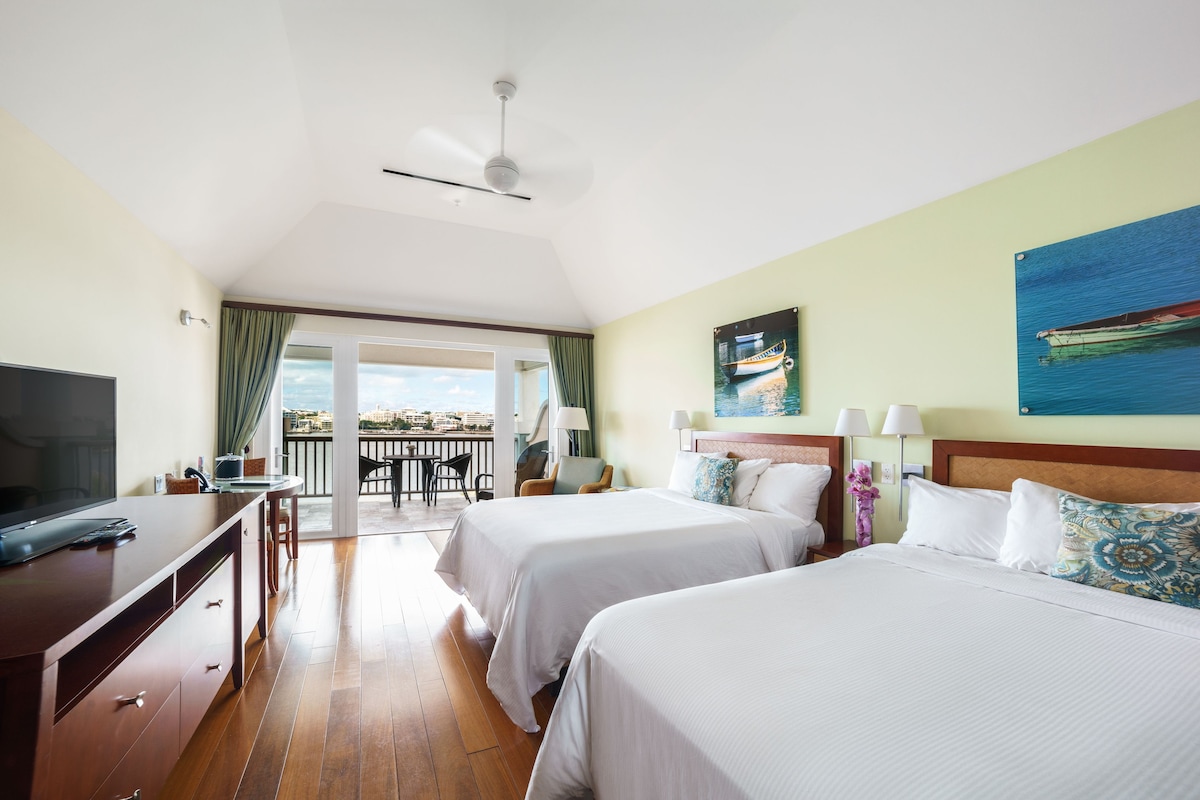 Comfortable units with 2 Queen beds