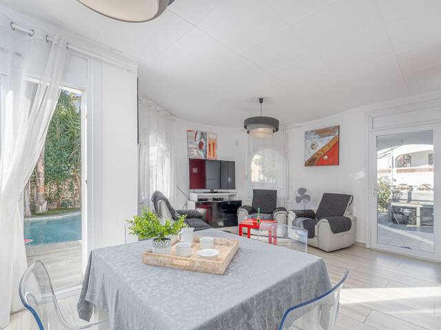 Dreams by Interhome gallery image 3