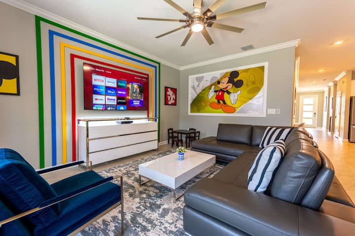 Disney Themed Family Fun Private Pool & Game Room - Houses for Rent in
