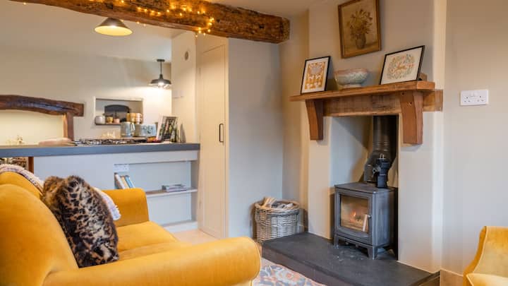 Cotswold Way Cottage, Rodborough - Stroud