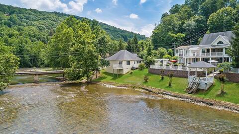 Jackson River Estate Cozy Cottage on the River