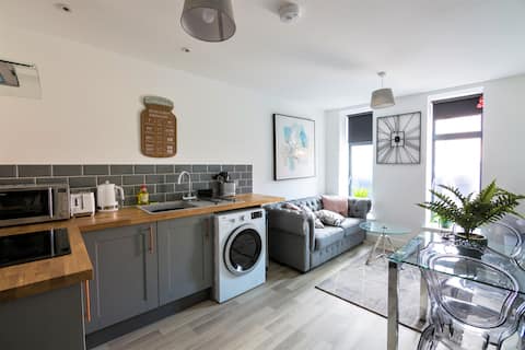 Top performing Airbnb: Modern One Bedroom Apartment in the city centre in Lawrence Hill
