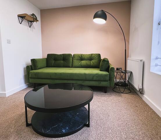 Spacious 3 bedroom apartment in City Centre gallery image 3