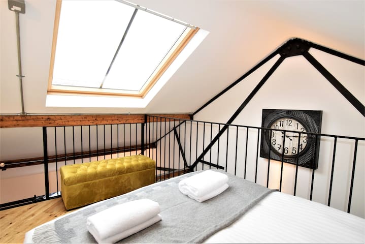 Spacious 3 bedroom apartment in City Centre gallery image 5
