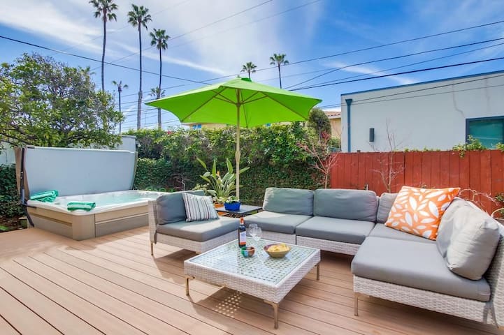 Open Summer 2026/AC/Hot Tub/WALK To Beach gallery image 2