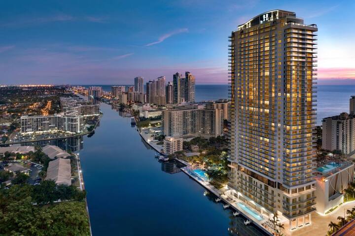 TWO 3BR IntraCoastal View Suite at Hyde Beach gallery image 5