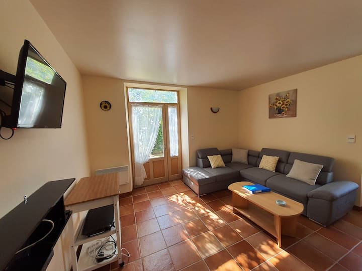 Gîte Au Cœur D'une Forêt à Reaup Lisse - Proche La - Lot-et-Garonne