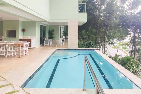 Oceanfront luxury villa in Angra dos Reis - Ang040