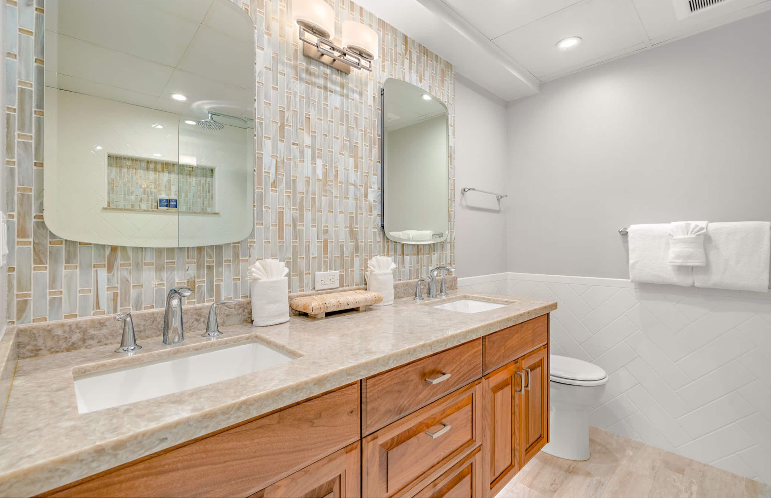 Condo in Lahaina · ★4.75 · 2 bedrooms · 2 beds · 2 baths - Image 19
