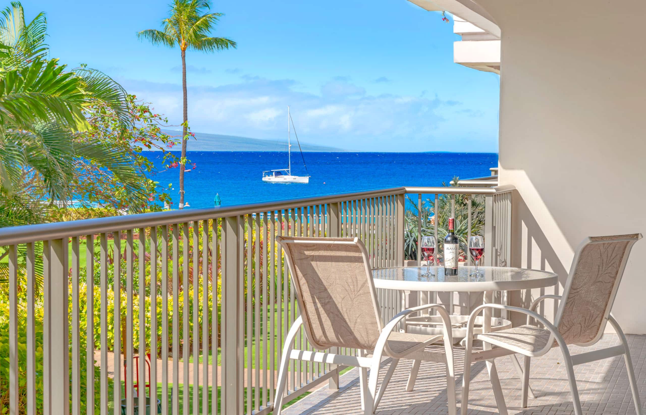 Condo in Lahaina · ★4.75 · 2 bedrooms · 2 beds · 2 baths - Image 1