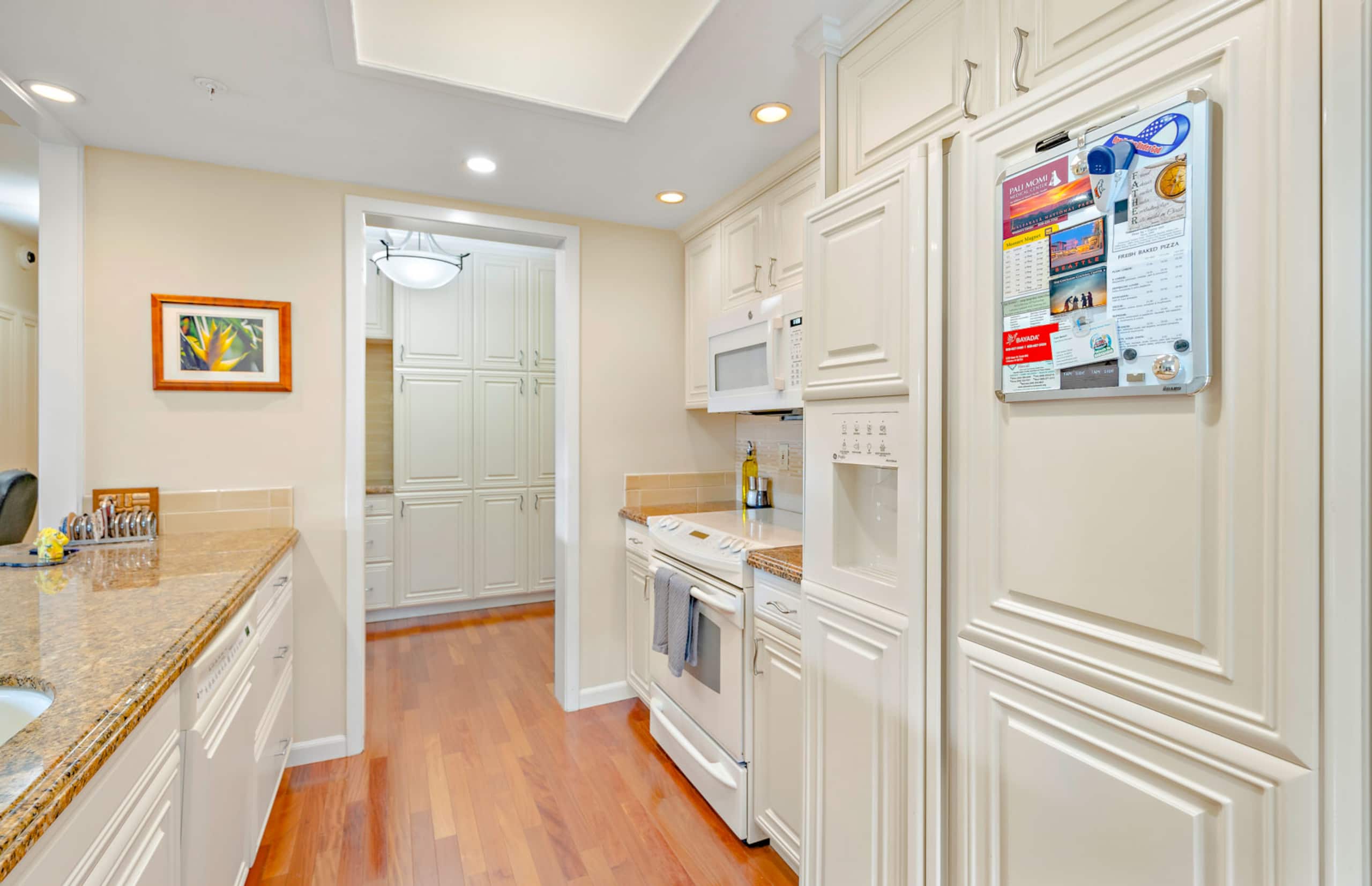 Condo in Lahaina · ★4.75 · 2 bedrooms · 2 beds · 2 baths - Image 11