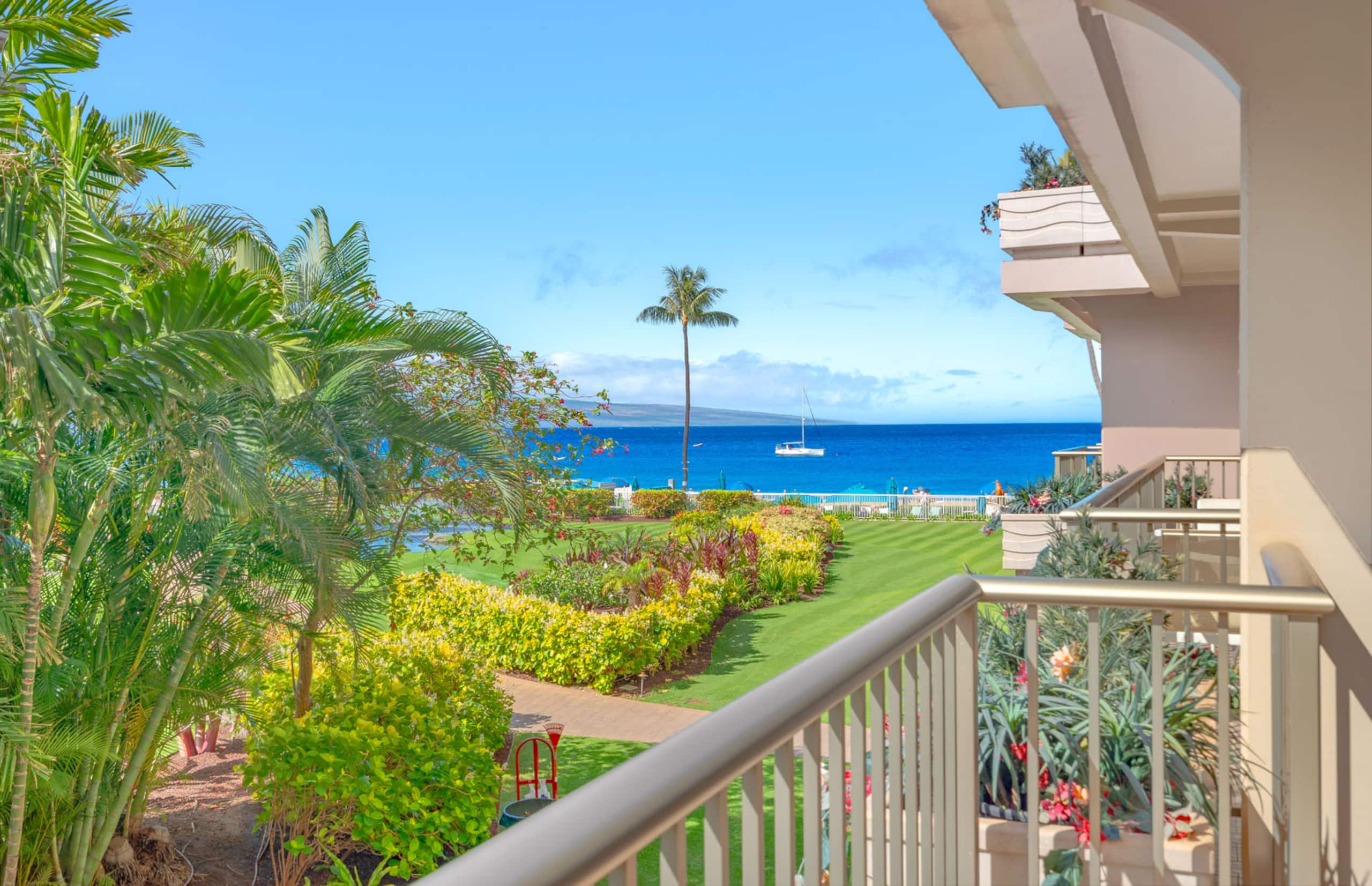 Condo in Lahaina · ★4.75 · 2 bedrooms · 2 beds · 2 baths - Image 6