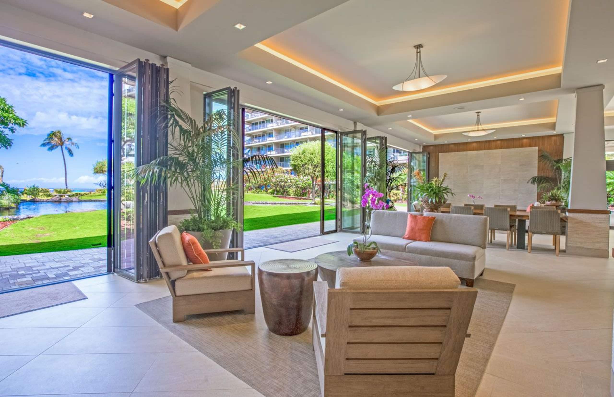Condo in Lahaina · ★4.75 · 2 bedrooms · 2 beds · 2 baths - Image 30