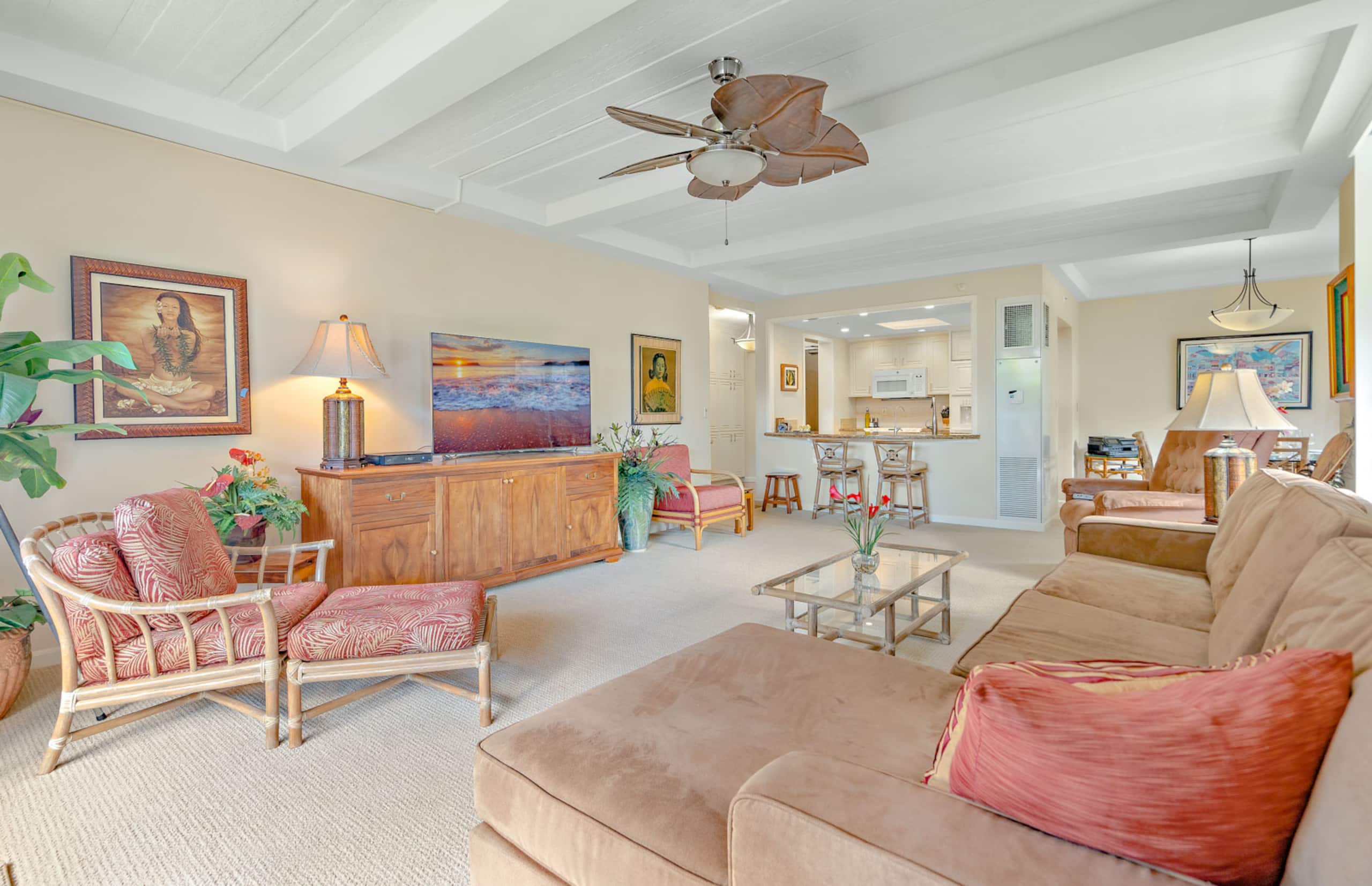 Condo in Lahaina · ★4.75 · 2 bedrooms · 2 beds · 2 baths - Image 4