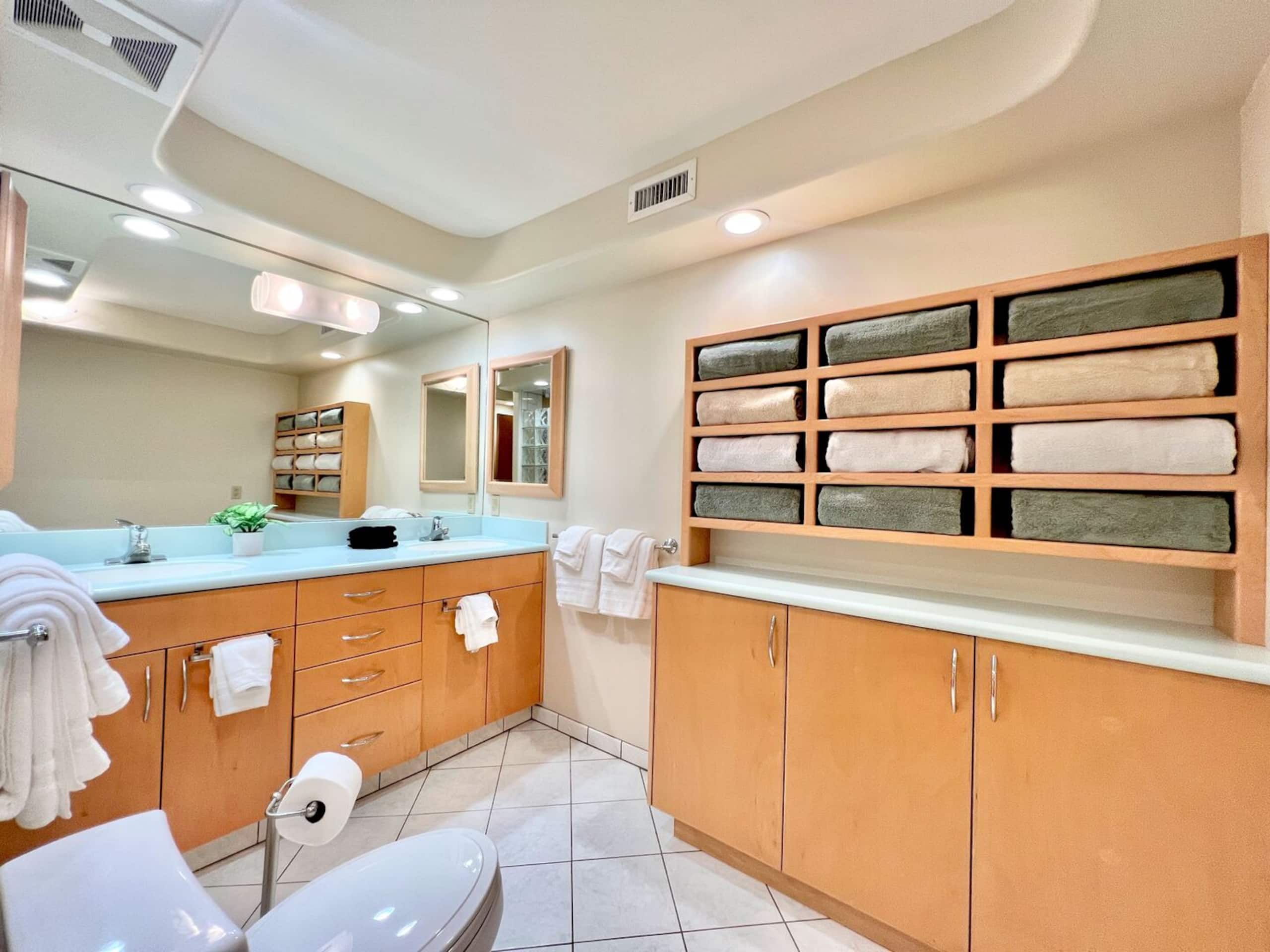 Condo in Wailuku · ★4.88 · 1 bedroom · 1 bed · 1 bath - Image 21