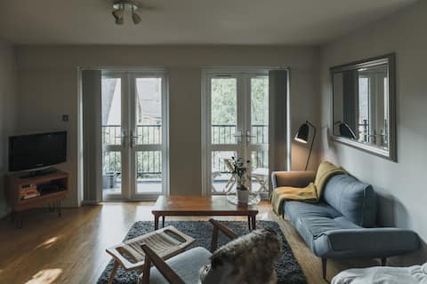 Stylish Central London Flat with Pool and Terrace