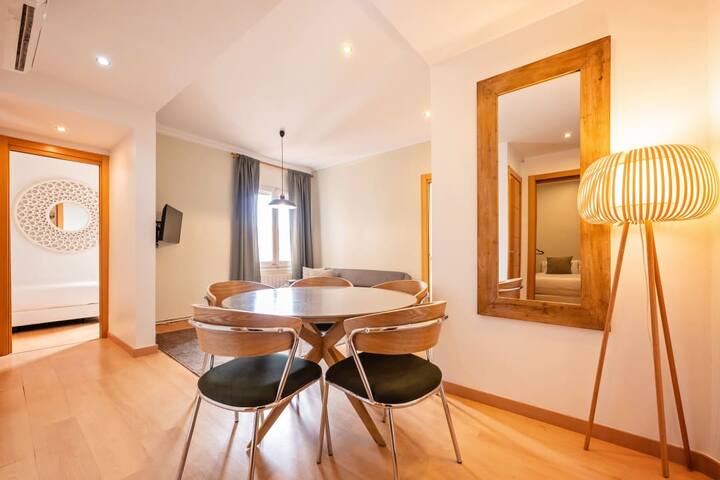 Sweett | Vicky Barcelona gallery image 3