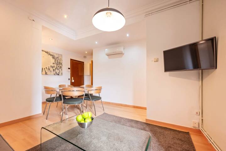 Sweett | Vicky Barcelona gallery image 4