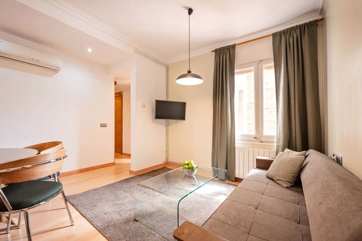 Sweett | Vicky Barcelona gallery image 2